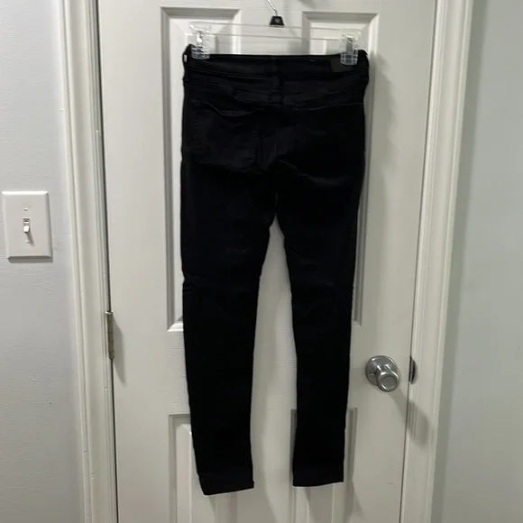 Celebrity pink jeans - Picture 2 of 4